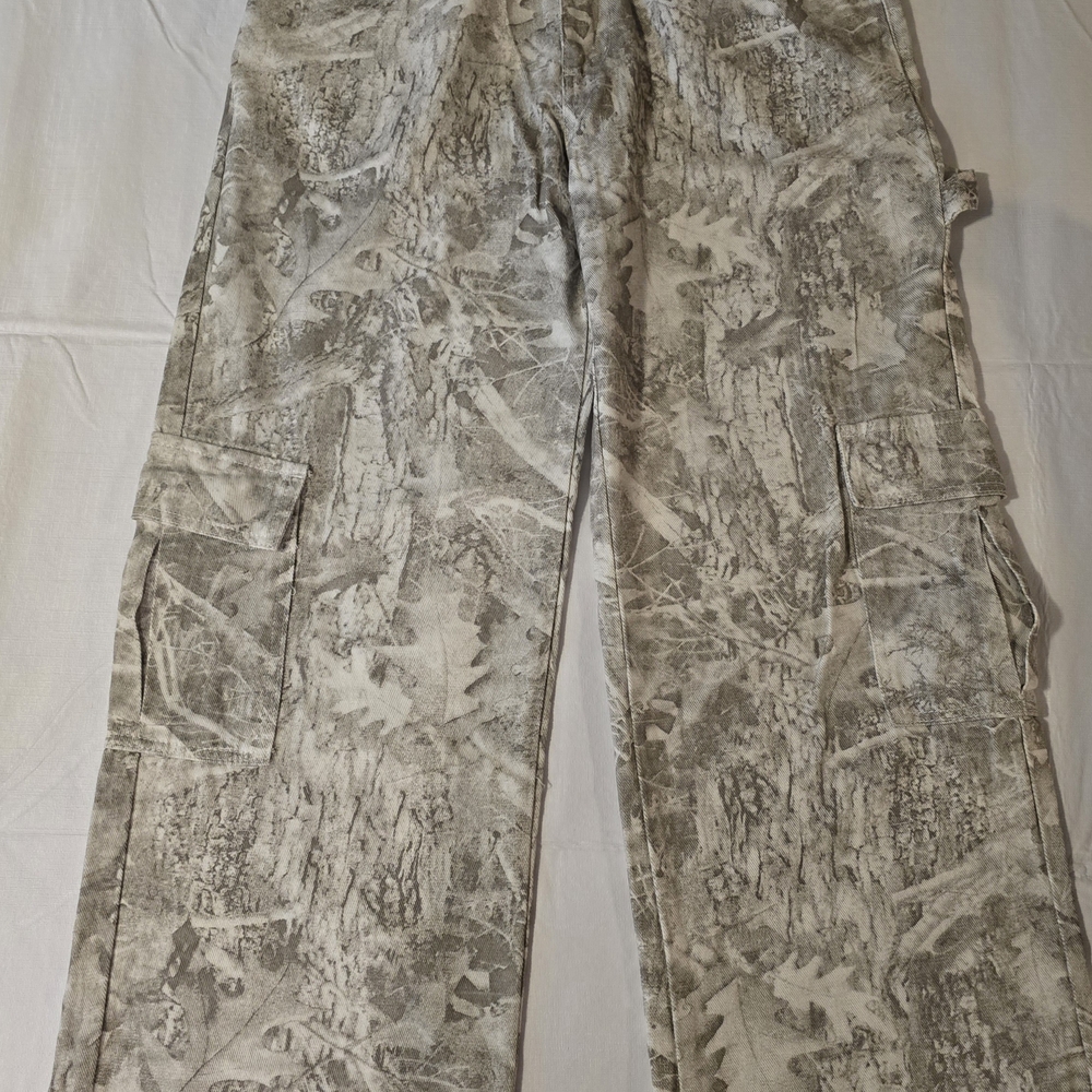 Windsor Camouflage Flare & Wide Leg Jeans - Picture 4 of 7